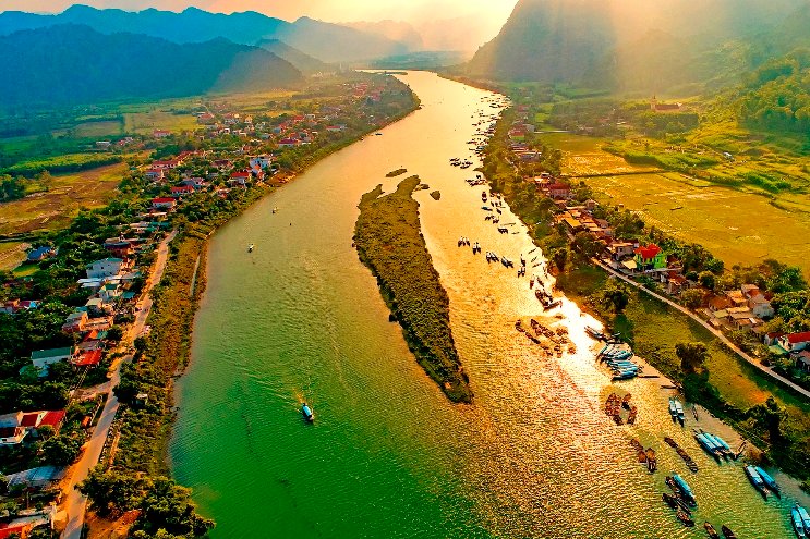 2 Days Phong Nha Cave – Mooc Spring – Paradise Cave – Dark